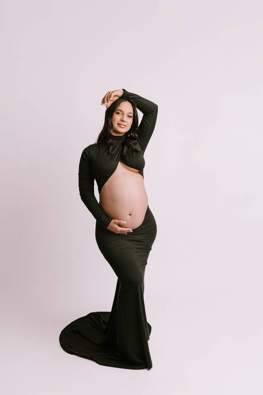 Maternity session photograph by Ana Rousseau Photography, Cape Coral FL