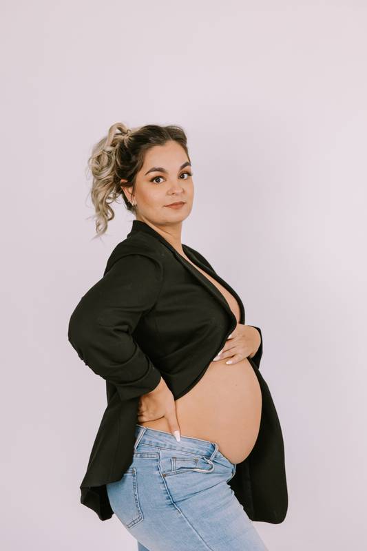 Maternity session photograph by Ana Rousseau Photography, Cape Coral FL