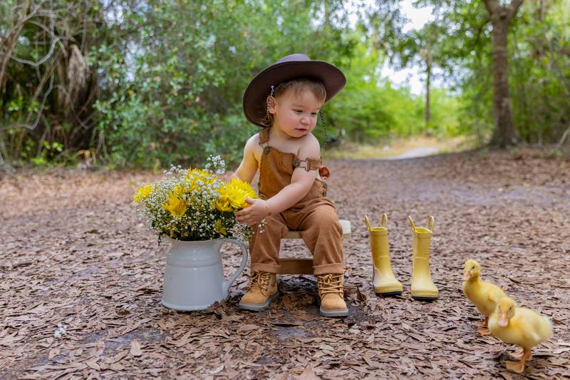 Milestone mini session photograph by Ana Rousseau Photography, Cape Coral FL