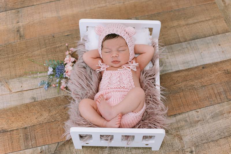 Newborn session photograph by Ana Rousseau Photography, Cape Coral FL