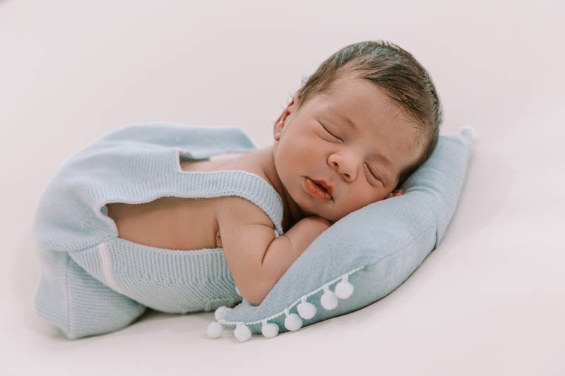 Newborn session photograph by Ana Rousseau Photography, Cape Coral FL
